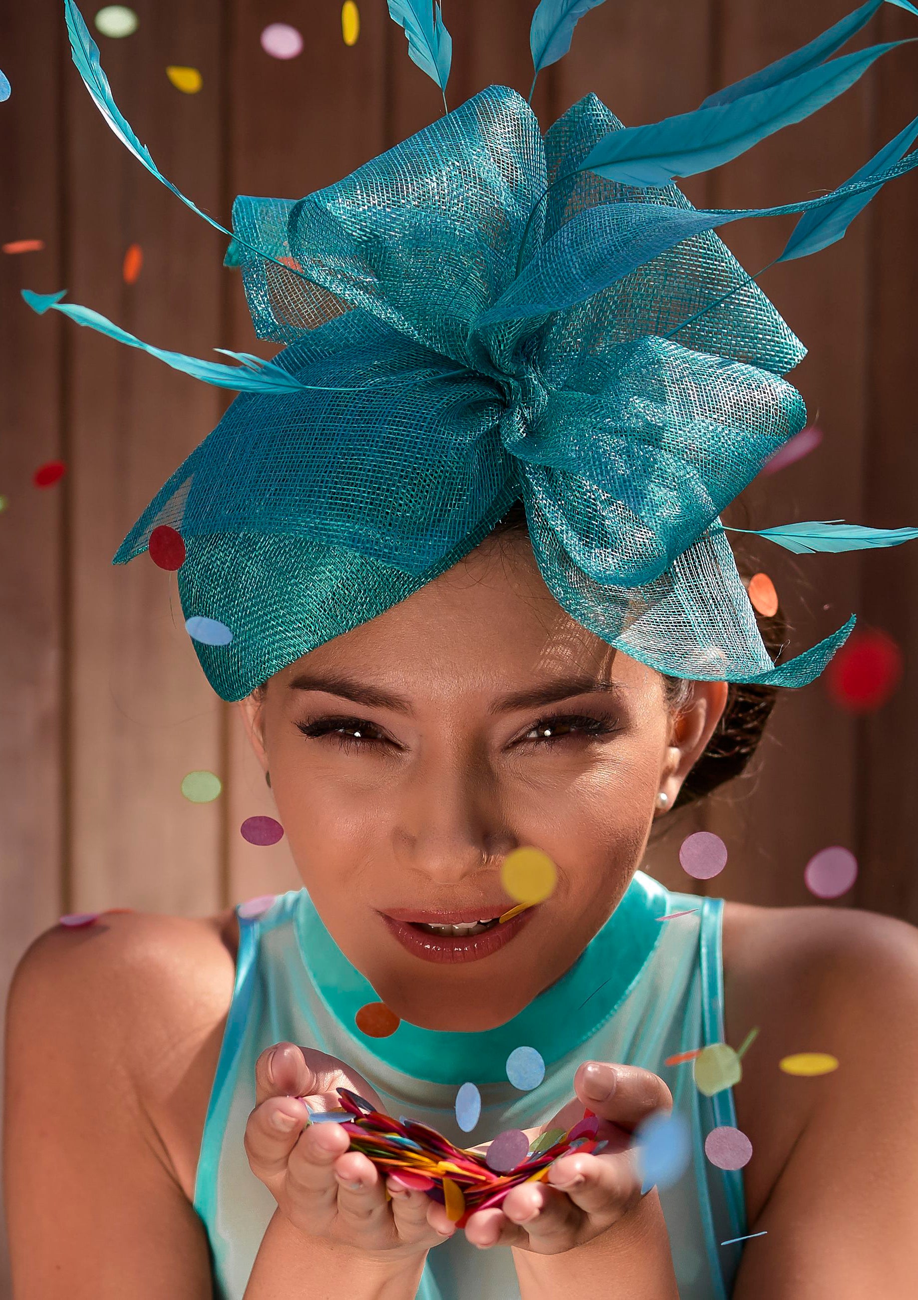 FASCINATOR    MAX & ELLIE
